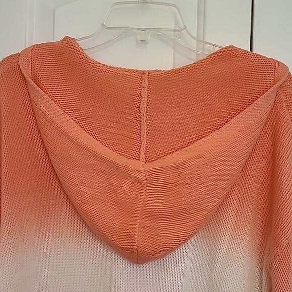 Lou & Grey Dip Dyed Pink & Orange Hooded Pull Over sweater Women’s Size small - Picture 6 of 9